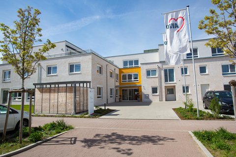 Haupteingang des AWo-Seniorenzentrum Am Feldrain