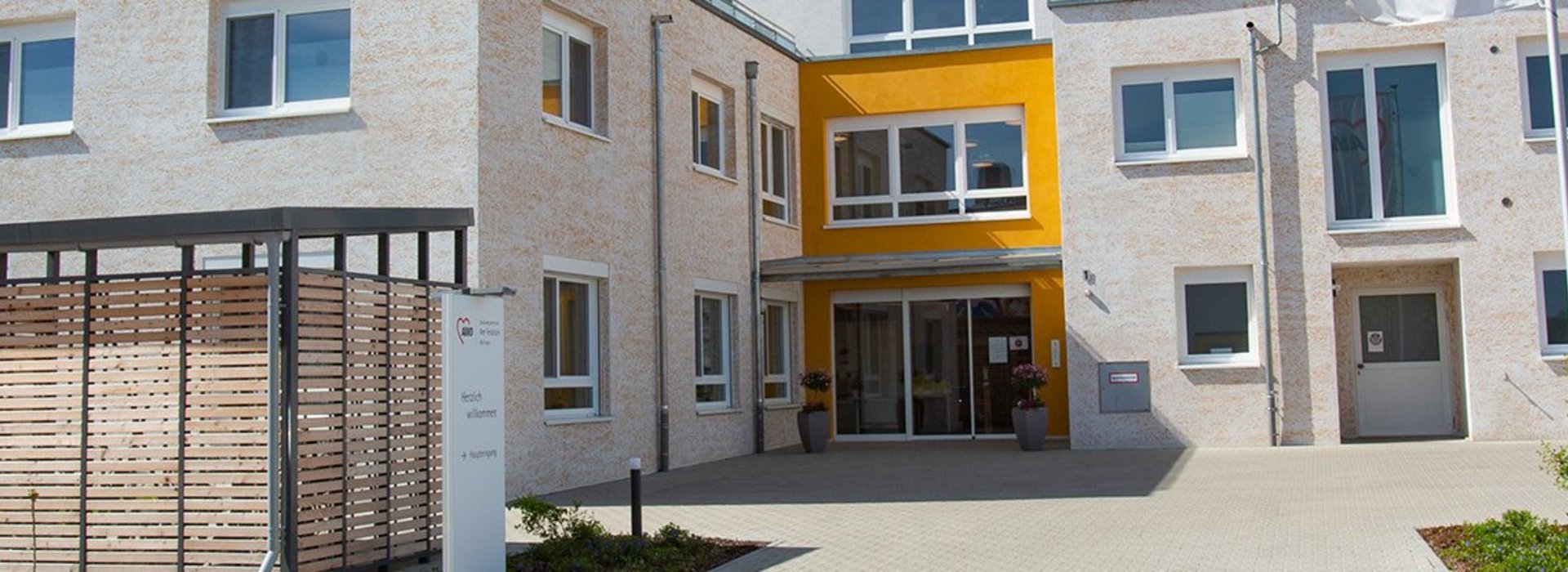 Haupteingang AWO-Seniorenzentrum Am Feldrain